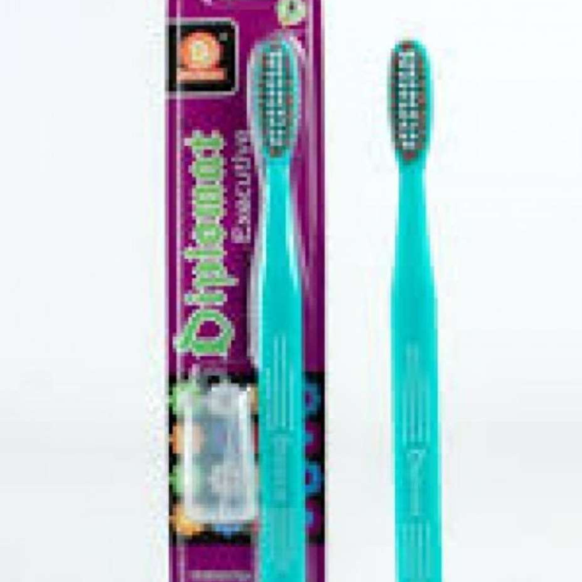 EXCUTIVE TOOTH BRUSH (0.04LBS) image 0